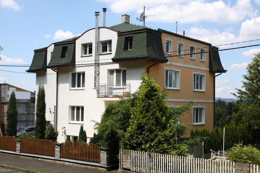 Villa Anastazis - Penzion Eden Karlovy Vary Exterior photo